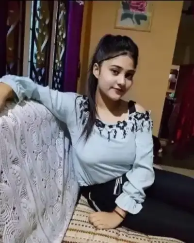Call Girls Service in Ghansawangi